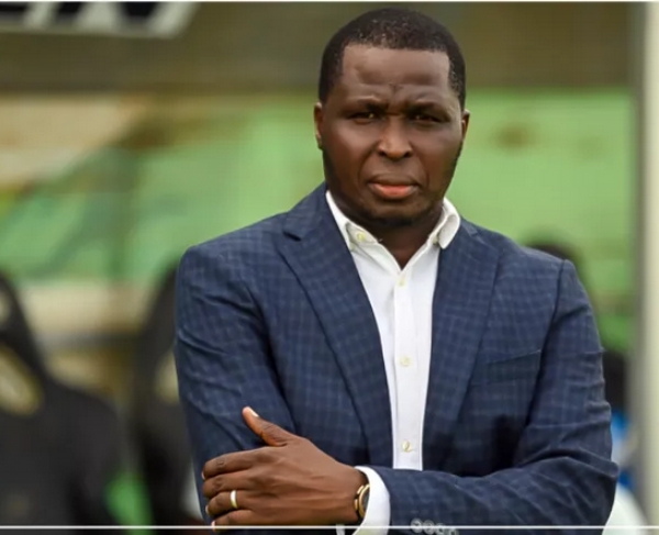  Cheikh Guèye démissionne de son poste d’entraîneur de Teungueth FC