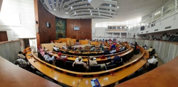 Assemblée nationale : deux questions sur le bureau du ministre Yankhoba Diémé