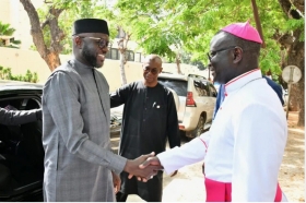  En visite chez l’archevêque de Dakar: El Malick Ndiaye plaide pour la consolidation du vivre ensemble
